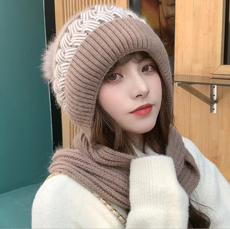 Women’s beanies hat and scarf 🧣