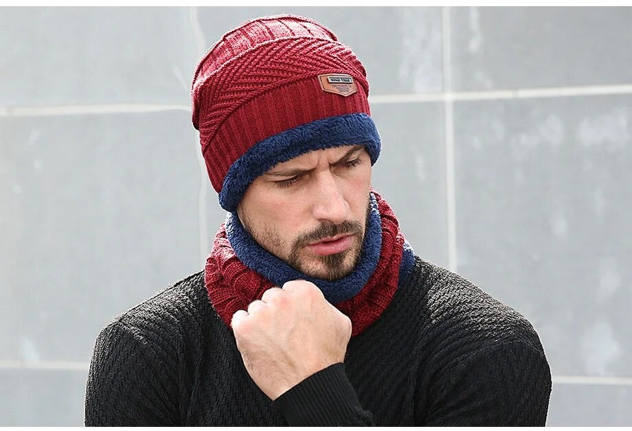 Unisex winter beanies and scarfs