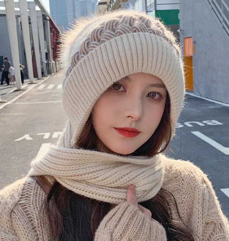 Women’s beanies hat and scarf 🧣