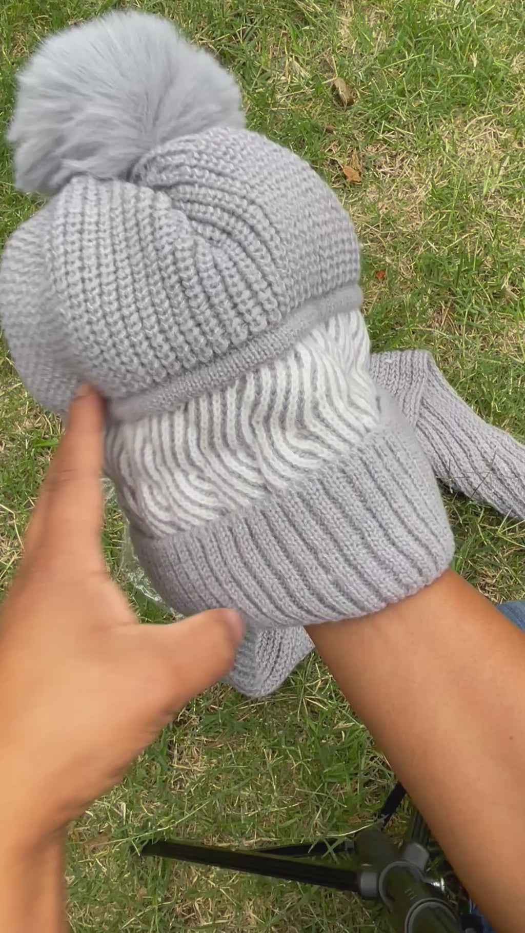 Women’s beanies hat and scarf 🧣